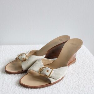 Vintage Coach Suede Buckle Sandals Cream Gold Hardware Size 9